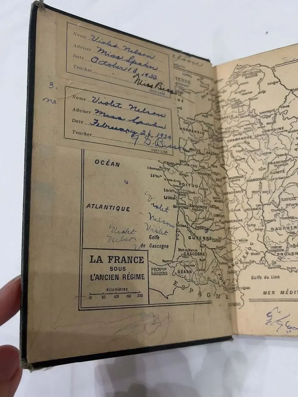 Beginners' French by Holzwarth and Price (Fraser and Squair Series) 1925 Edition